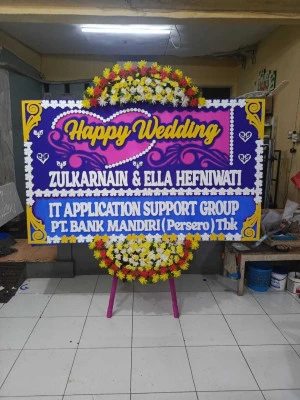 Papan Bunga di Ketangi Pamotan